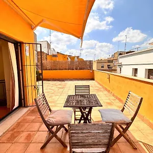 Penthouse Near Cathedral Private Rooftop Private Parking , Sevilla España